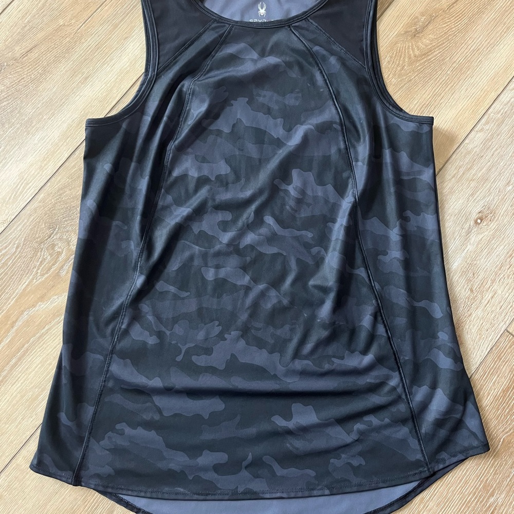 NWOT SIZE Med SPYDER Women’s Active Lightweight Black Camouflage Tank Top